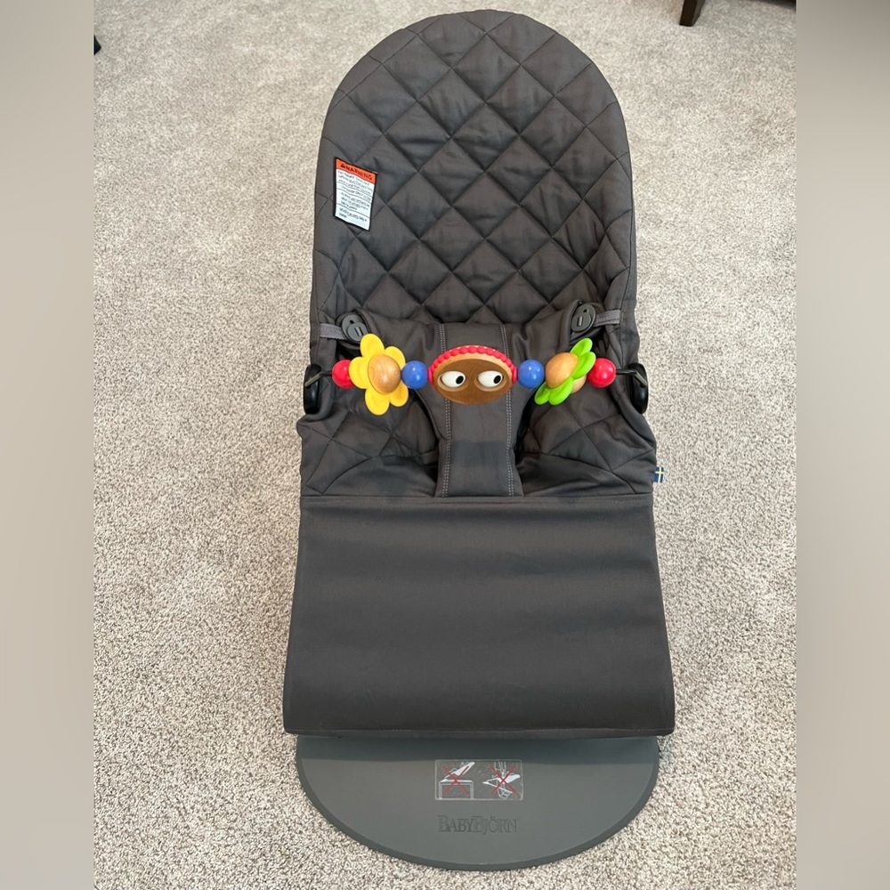 BABYBJÖRN® Bouncer Bliss with Friends